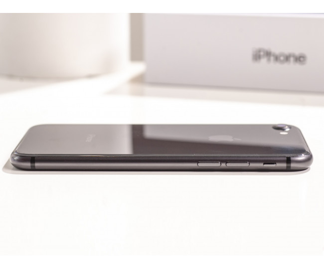 iPhone 8 64gb, Space Gray б/у