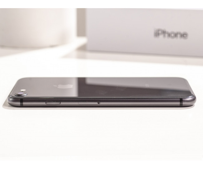 iPhone 8 64gb, Space Gray б/у