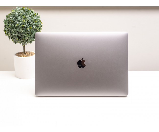 Apple MacBook Pro 15 Space Gray 2018 (MR942) б/у