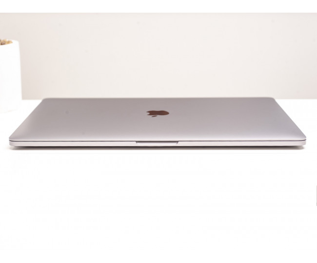 Apple MacBook Pro 15 Space Gray 2018 (MR942) б/у