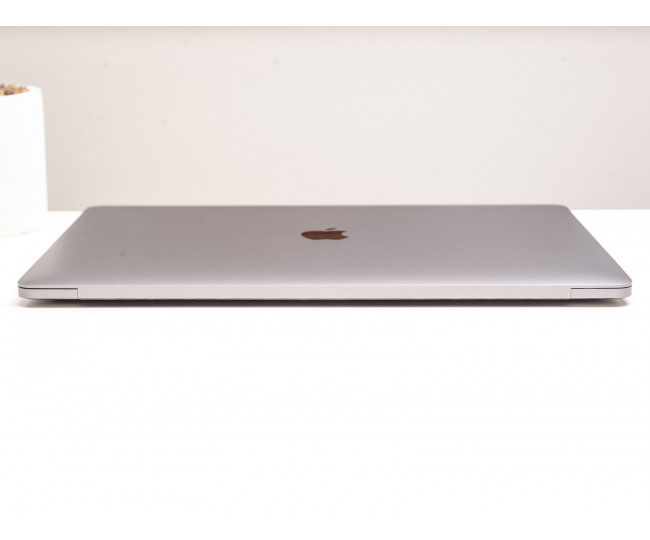 Apple MacBook Pro 15 Space Gray 2018 (MR942) б/у