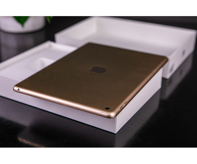 iPad 9.7' (2017)  Wi-Fi, 128gb, Gold б/у